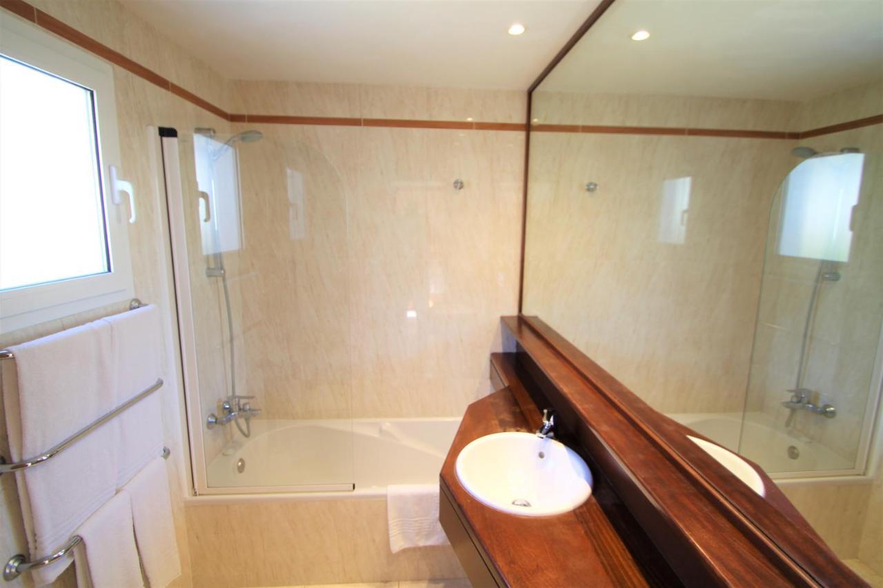 Apartaments Talayot Cala'N Blanes  Εξωτερικό φωτογραφία