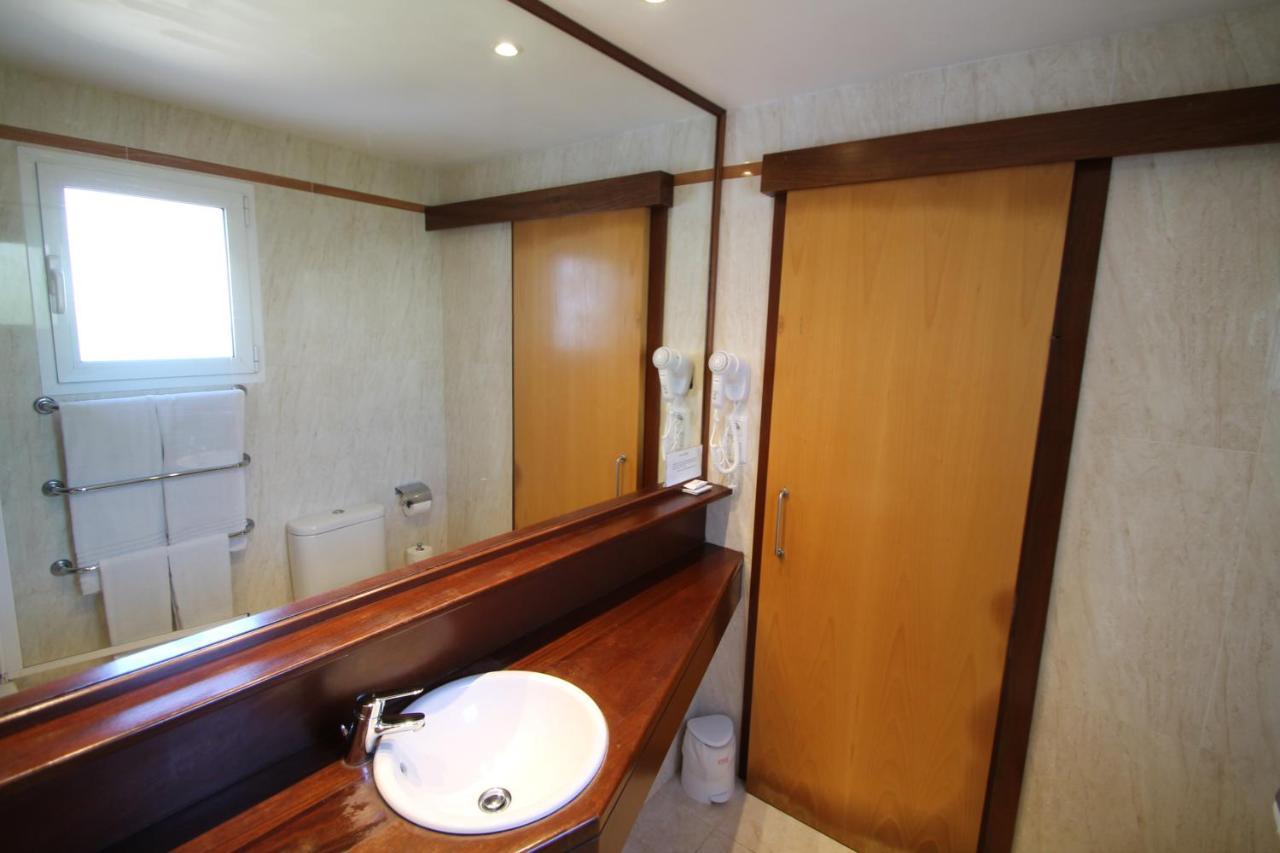 Apartaments Talayot Cala'N Blanes  Εξωτερικό φωτογραφία