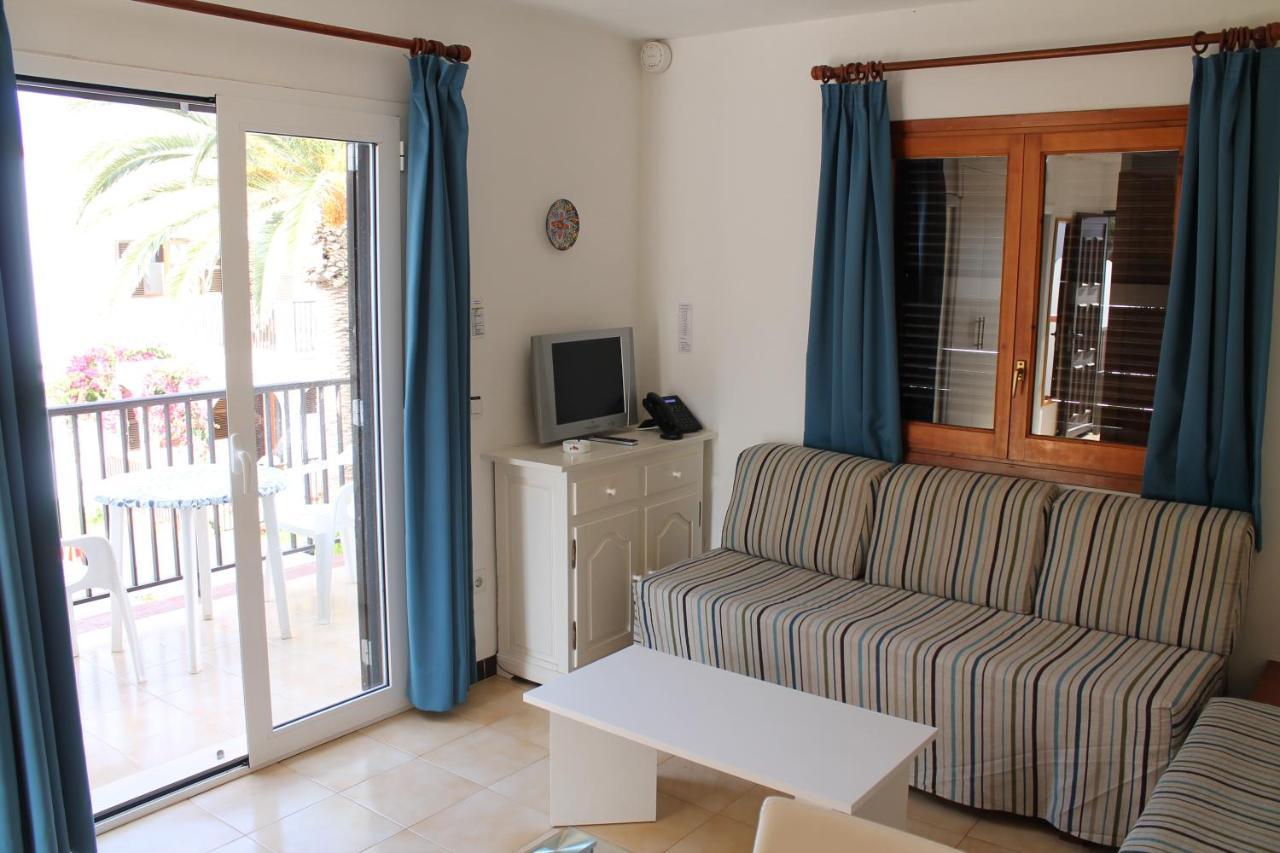 Apartaments Talayot Cala'N Blanes  Εξωτερικό φωτογραφία
